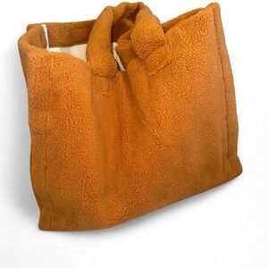 Virgina Wolf Stella Sherpa Tote Bag